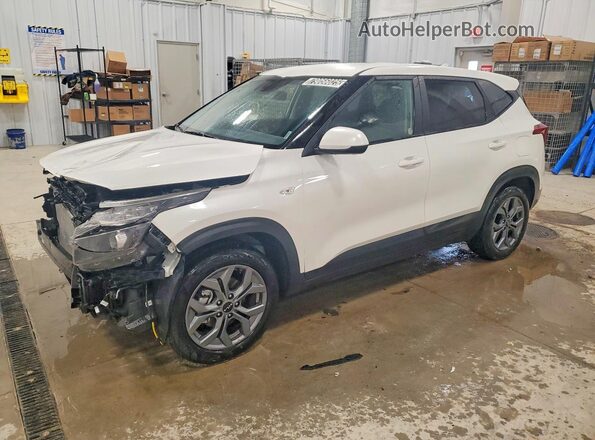 KNDEP2AA8T7881465 2026 KIA SELTOS White Przód lewy
