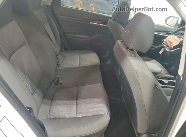 KNDEP2AA8T7881465 2026 KIA SELTOS White Widok wnętrza z tyłu