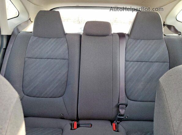 KNDEPCAA4M7051234 2021 KIA SELTOS Black Vista de los asientos traseros