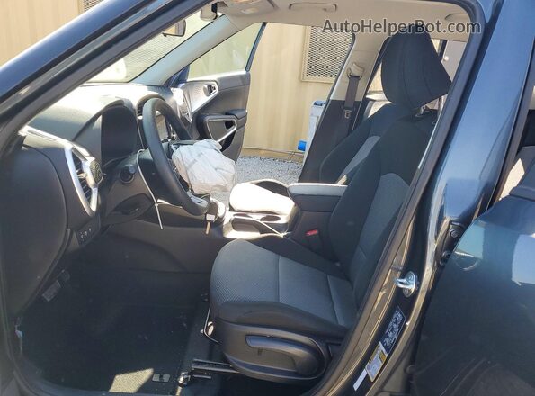 KNDJ23AU2S7263392 2025 KIA SOUL Серый Вид салона спереди