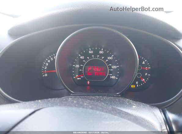 KNDJN2A23K7011750 2019 KIA SOUL Серебряный Вид задних сидений
