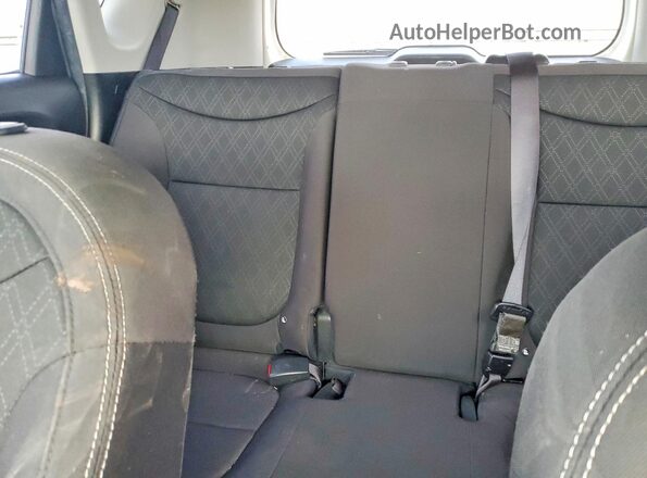 KNDJN2A24K7013202 2019 KIA SOUL White Widok tylnych siedzeń