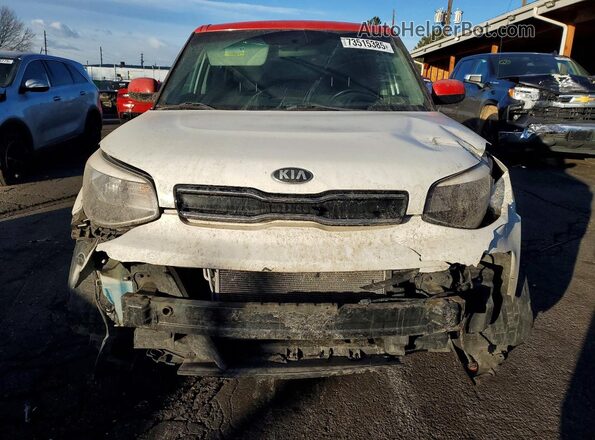 KNDJP3A55H7448037 2017 KIA SOUL Белый Вид спереди