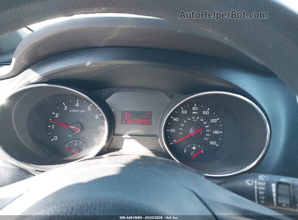 KNDMB5C10G6187227 2016 KIA SEDONA Серебряный Вид задних сидений