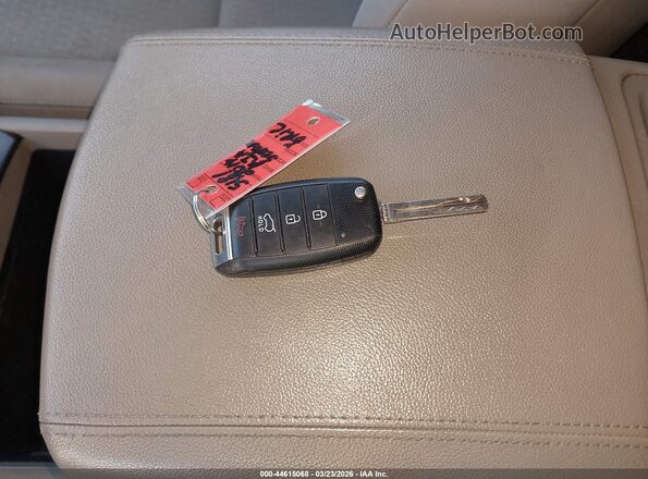 KNDMB5C10G6187227 2016 KIA SEDONA Серебряный Вид панели приборов