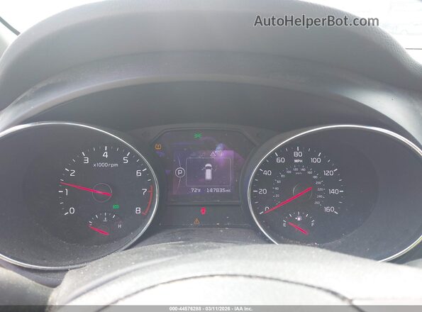 KNDMB5C13J6367938 2018 KIA SEDONA Dark Blue Вид задних сидений