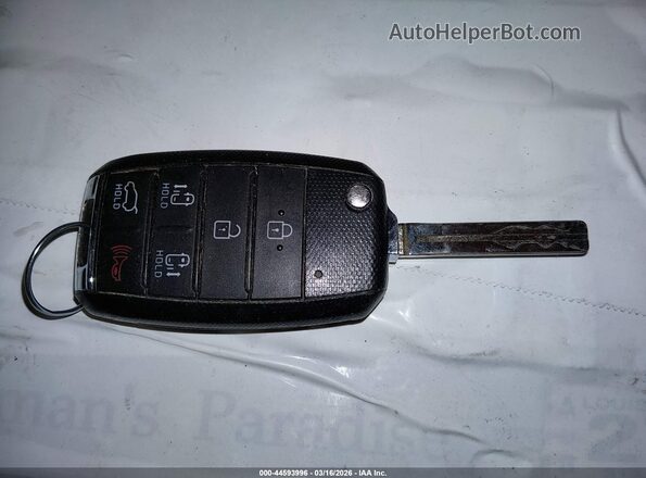 KNDMB5C18K6511095 2019 KIA SEDONA Черный Вид панели приборов