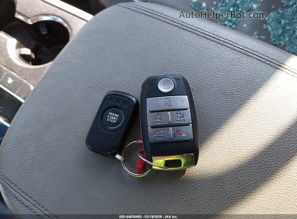 KNDMB5C19L6609358 2020 KIA SEDONA Black Dashboard view