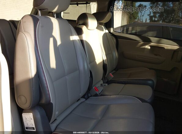 KNDMB5C1XH6251324 2017 KIA SEDONA Бордовый Вид наклейки с VIN-кодом