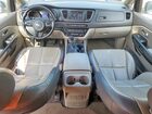 2017 Kia Sedona Lx Серебряный vin: KNDMB5C1XH6267717