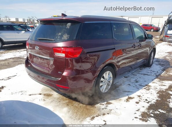 KNDMC5C13J6406122 2018 KIA SEDONA Красный Задняя правая четверть