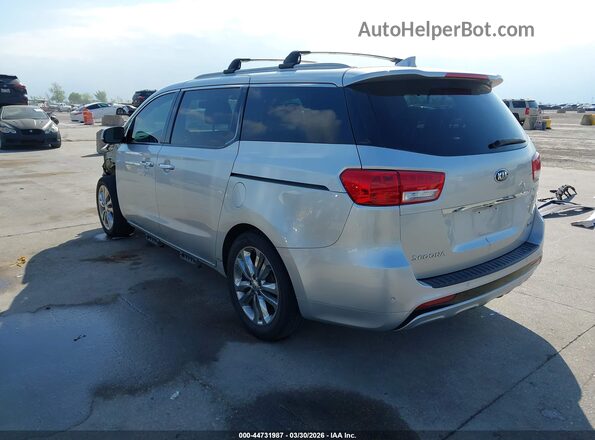 KNDME5C12H6273048 2017 KIA SEDONA Серебряный Задняя левая четверть