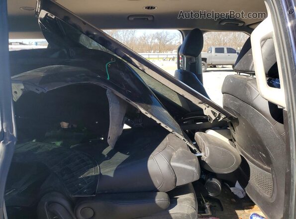 KNDNB4H33N6134690 2022 KIA CARNIVAL Синий Вид задней части салона