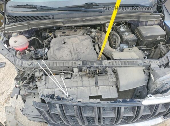 KNDNB4H33P6256419 2023 KIA CARNIVAL Синий Вид подкапотного пространства