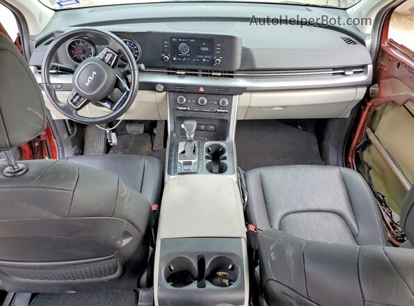 KNDNB4H35R6401110 2024 KIA CARNIVAL Темно-бордовый Вид панели приборов