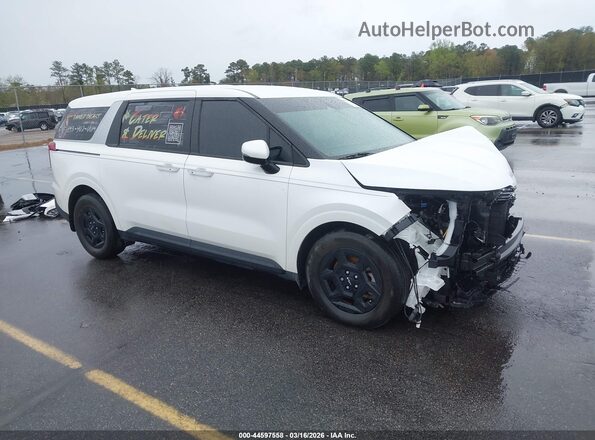 KNDNB5K36S6458517 2025 KIA CARNIVAL MPV Белый Передняя правая четверть