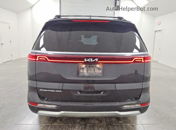 KNDNE5H30N6156725 2022 KIA CARNIVAL Black Widok z tyłu