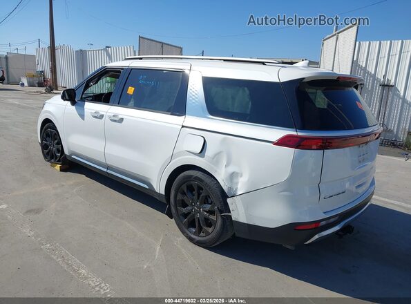 KNDNE5H36N6069220 2022 KIA CARNIVAL MPV White Tył lewy