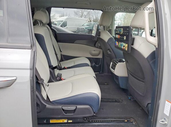 KNDNE5K33S6512086 2025 KIA CARNIVAL Серый Вид задней части салона