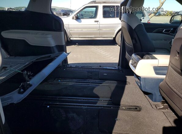 KNDNE5KA8S6079024 2025 KIA CARNIVAL Серый Вид задней части салона