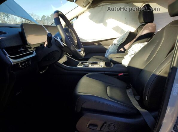 KNDNE5KA9S6049286 2025 KIA CARNIVAL Серебряный Вид салона спереди