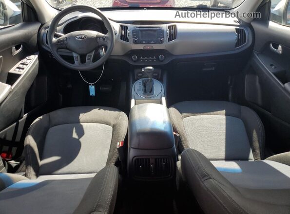 KNDPB3AC3G7846420 2016 KIA SPORTAGE Серебряный Вид панели приборов