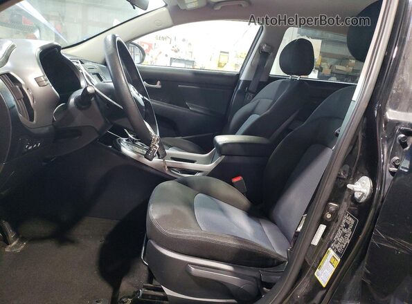 KNDPB3AC9G7856093 2016 KIA SPORTAGE Черный Вид салона спереди