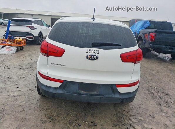 KNDPBCAC0G7876233 2016 KIA SPORTAGE White Vista trasera