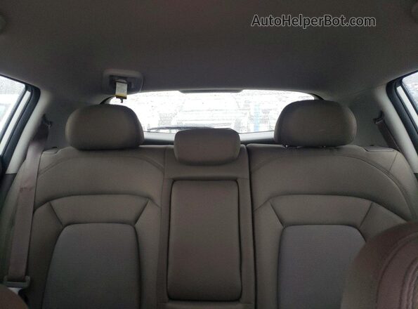 KNDPBCAC0G7876233 2016 KIA SPORTAGE White Vista de los asientos traseros