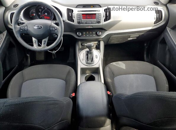 KNDPBCAC3G7813479 2016 KIA SPORTAGE Синий Вид панели приборов