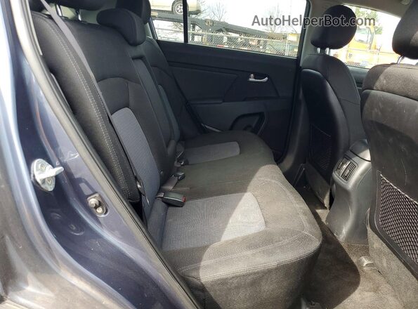 KNDPBCAC3G7813479 2016 KIA SPORTAGE Синий Вид задней части салона
