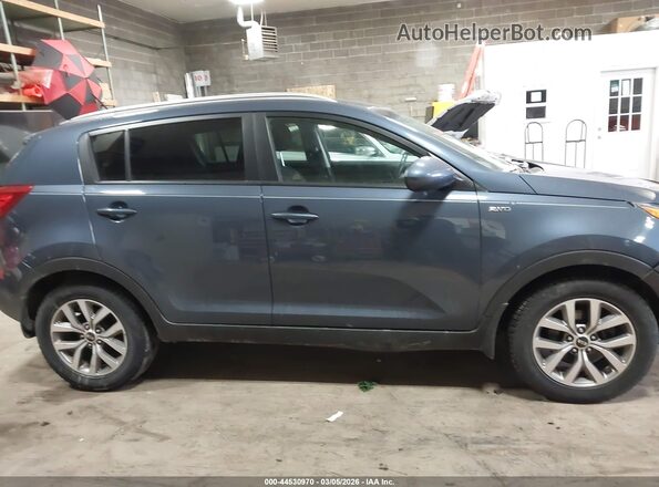 KNDPBCAC9G7875310 2016 KIA SPORTAGE Синий Вид задней части салона