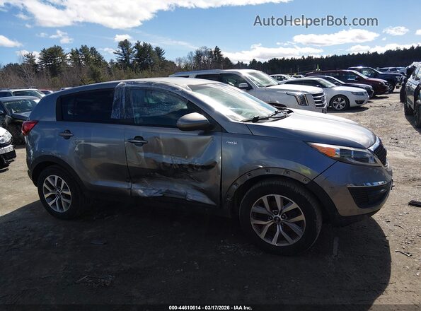 KNDPBCACXG7840209 2016 KIA SPORTAGE Gray Widok wnętrza z tyłu