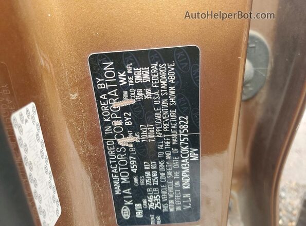 KNDPM3AC0K7575822 2019 KIA SPORTAGE Tan VIN კოდის სტიკერის ხედი