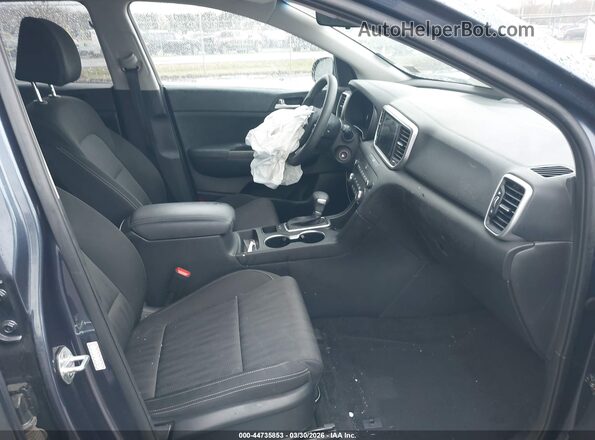 KNDPM3AC6L7828689 2020 KIA SPORTAGE Синий Вид салона спереди