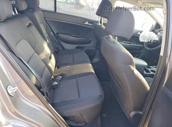 KNDPM3AC8K7493319 2019 KIA SPORTAGE Gray უკანა სალონის ხედი