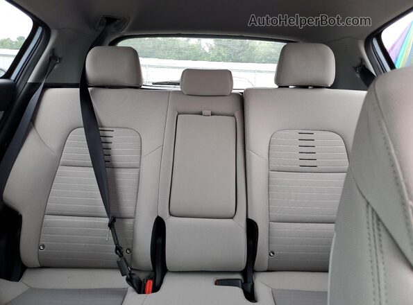 KNDPMCAC1N7965543 2022 KIA SPORTAGE Blue Vista de los asientos traseros