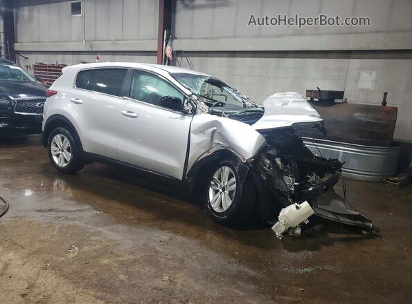 KNDPMCAC2K7553398 2019 KIA SPORTAGE Серебряный Передняя правая четверть
