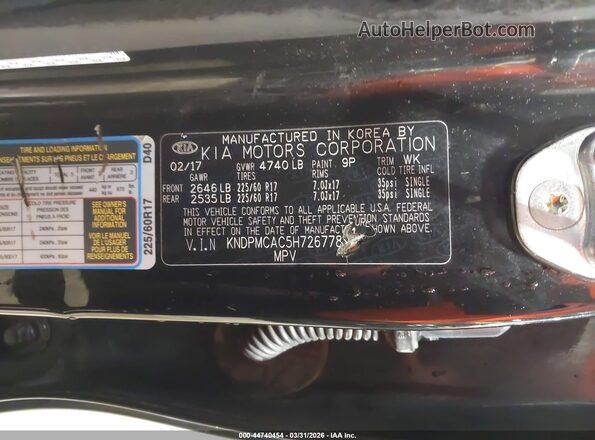 KNDPMCAC5H7267781 2017 KIA SPORTAGE Black Widok komory silnika