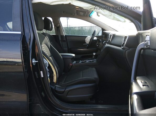 KNDPMCAC6J7486156 2018 KIA SPORTAGE Black Widok wnętrza z przodu