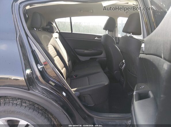 KNDPMCAC6J7486156 2018 KIA SPORTAGE Black Widok naklejki z numerem VIN