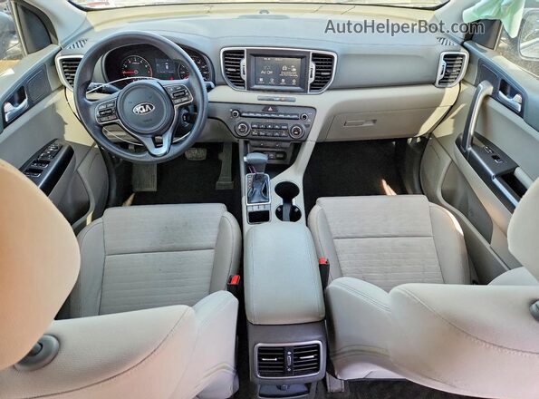 KNDPMCAC6K7566929 2019 KIA SPORTAGE Silver Вид панелі приладів