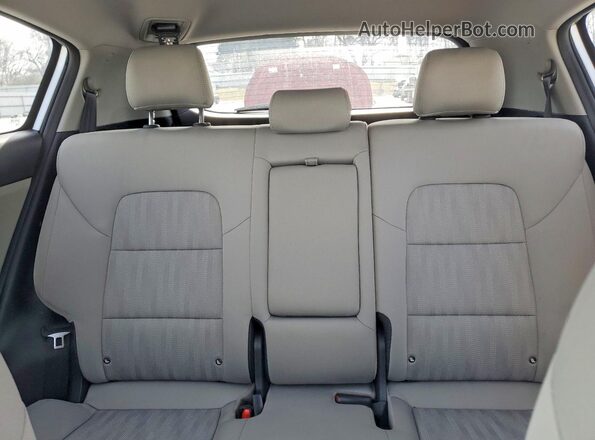 KNDPMCAC6N7968051 2022 KIA SPORTAGE Silver Widok tylnych siedzeń