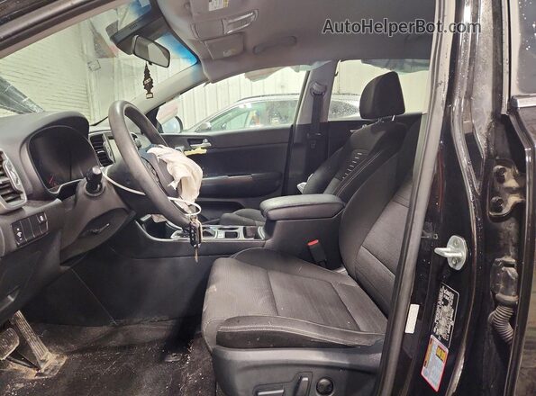 KNDPMCAC7K7604412 2019 KIA SPORTAGE Черный Вид салона спереди