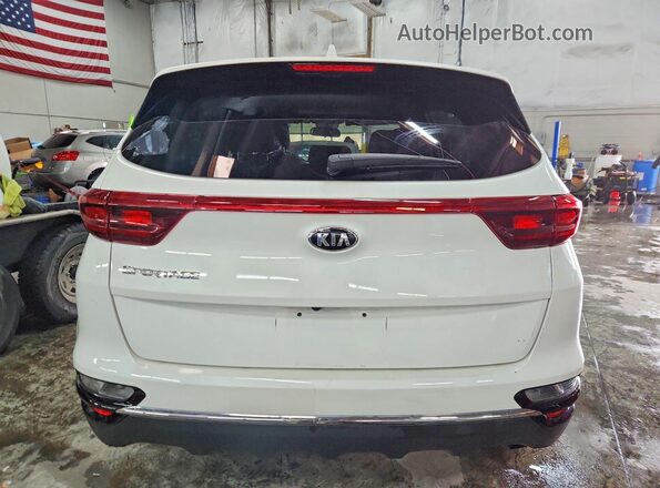 KNDPMCAC8N7995963 2022 KIA SPORTAGE White Հետևի տեսք