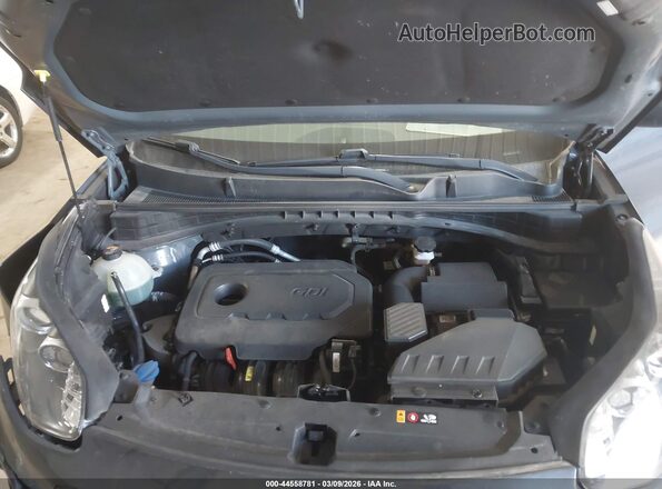 KNDPMCAC9J7326871 2018 KIA SPORTAGE Синий Вид сзади