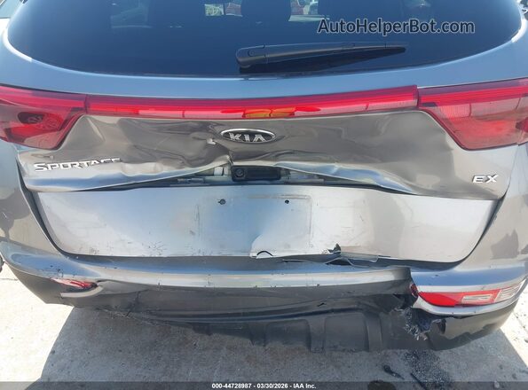 KNDPNCAC2K7567492 2019 KIA SPORTAGE Серебряный Вид спереди