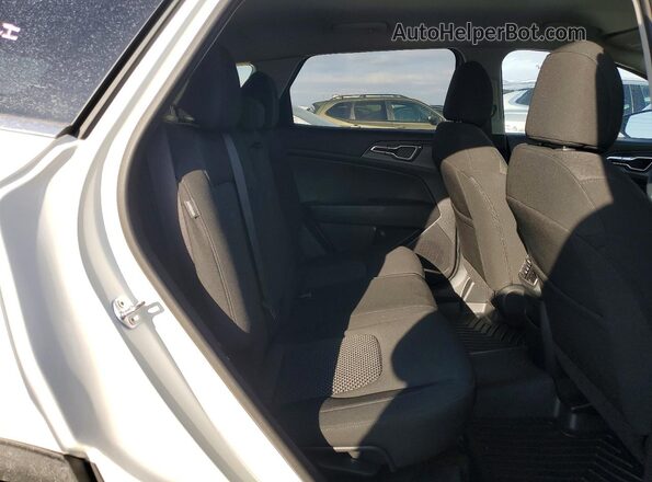 KNDPUCDF7S7352909 2025 KIA SPORTAGE Белый Вид задних сидений