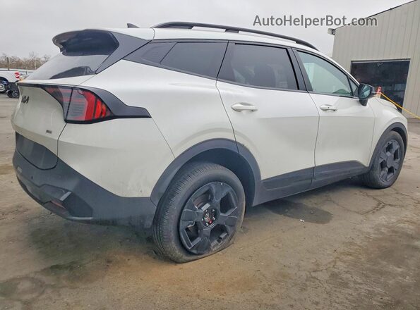 KNDPVDDG8T7279630 2026 KIA SPORTAGE Белый Задняя правая четверть