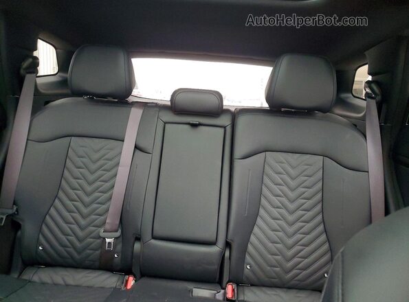 KNDPVDDG8T7279630 2026 KIA SPORTAGE Белый Вид задних сидений